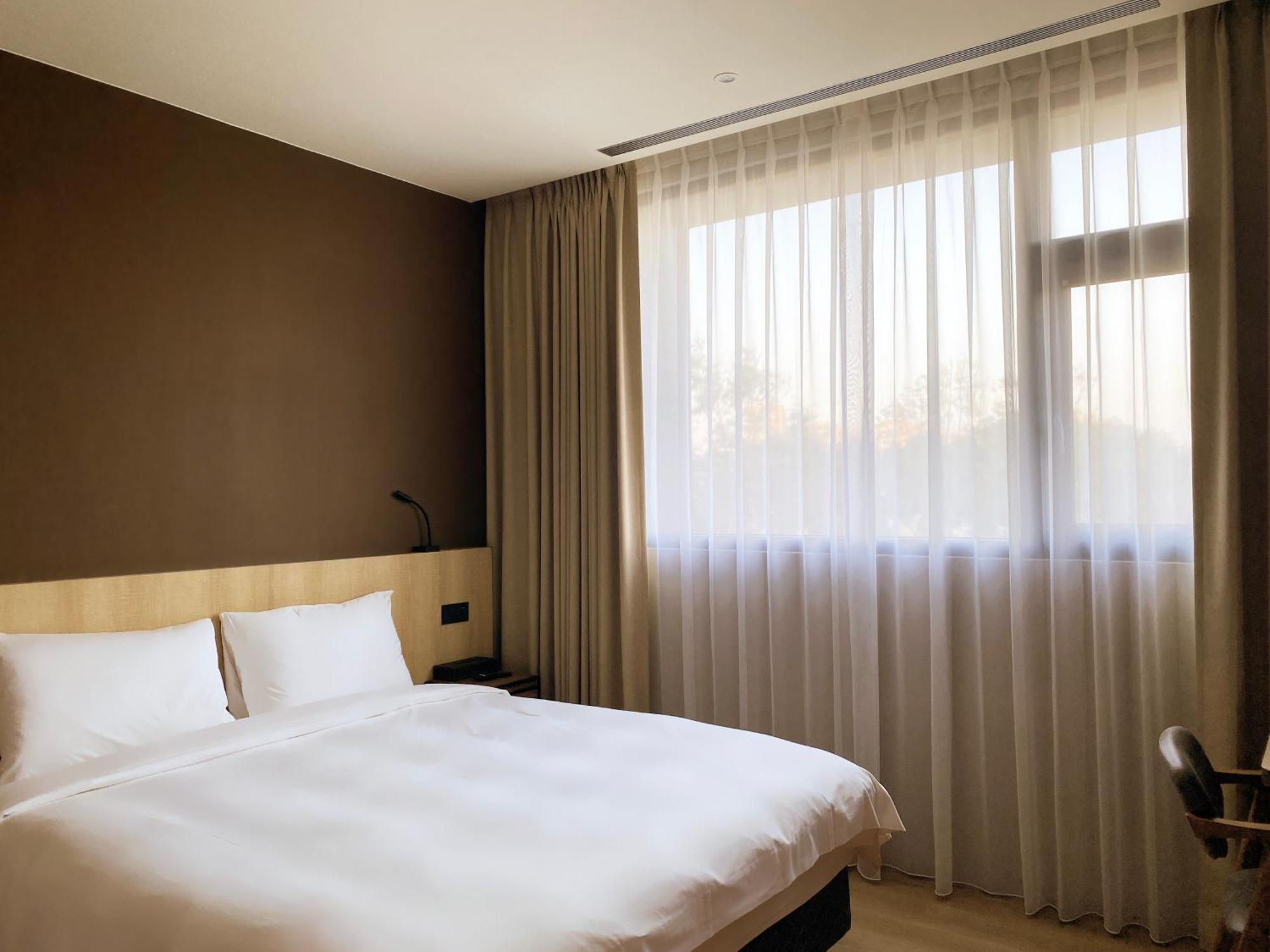 Alfar Hotel Taoyuan Room photo